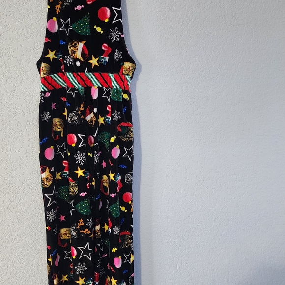 Festive Black Cat Ugly Jumpsuit with Holiday Print - Picture 5 of 8